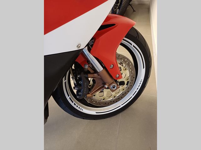 honda - cbr-1000-rr-fireblade