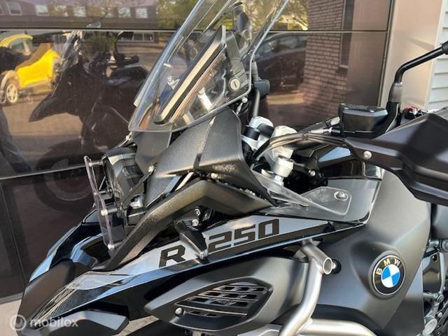 bmw - r-1250-gs-adventure