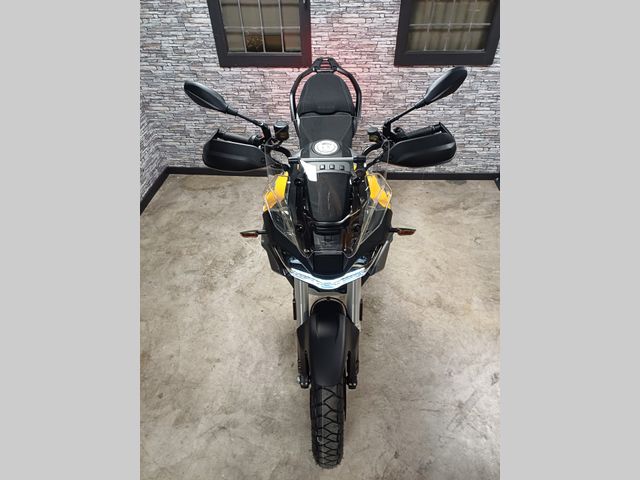 moto-guzzi - stelvio