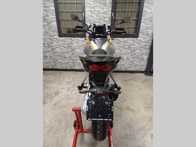 moto-guzzi - stelvio