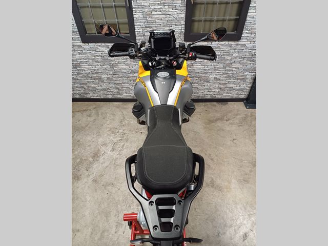 moto-guzzi - stelvio