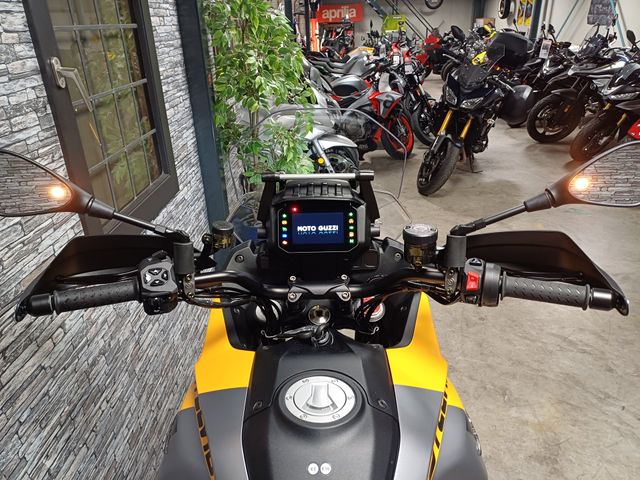 moto-guzzi - stelvio