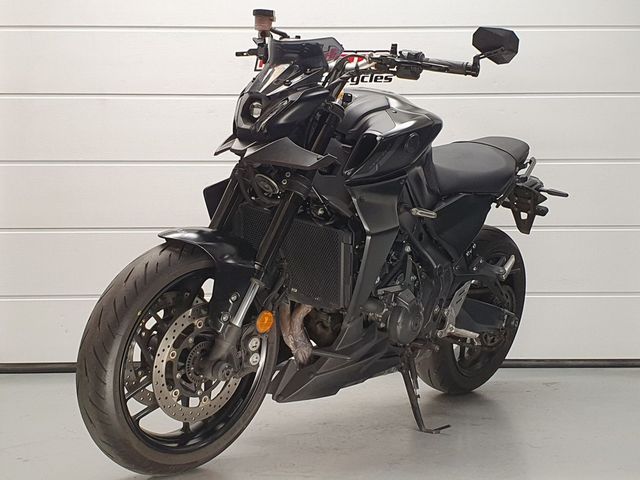 yamaha - mt-09-abs