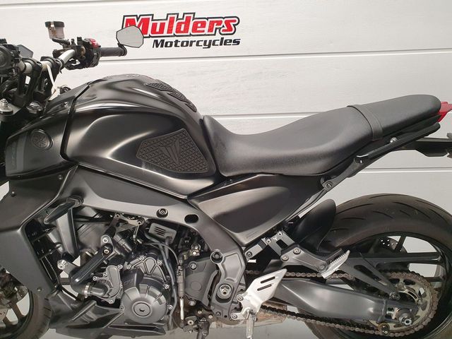 yamaha - mt-09-abs