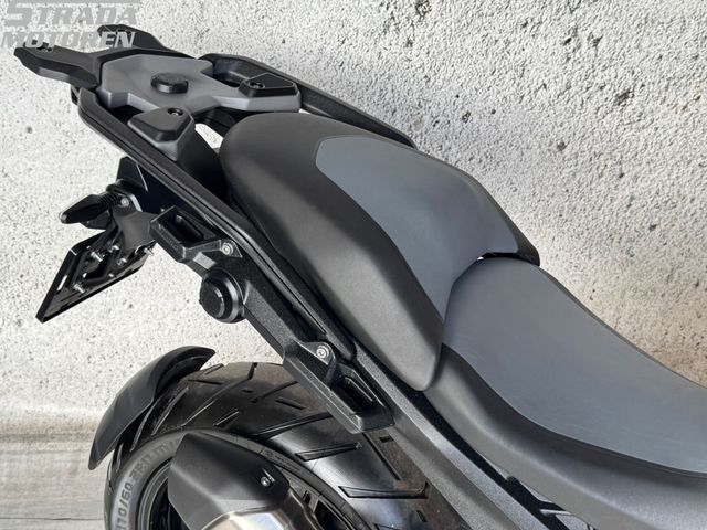 bmw - r-1300-gs-triple-black