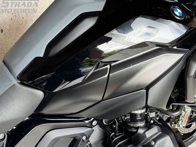 bmw - r-1300-gs-triple-black