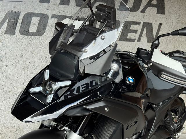 bmw - r-1300-gs-triple-black