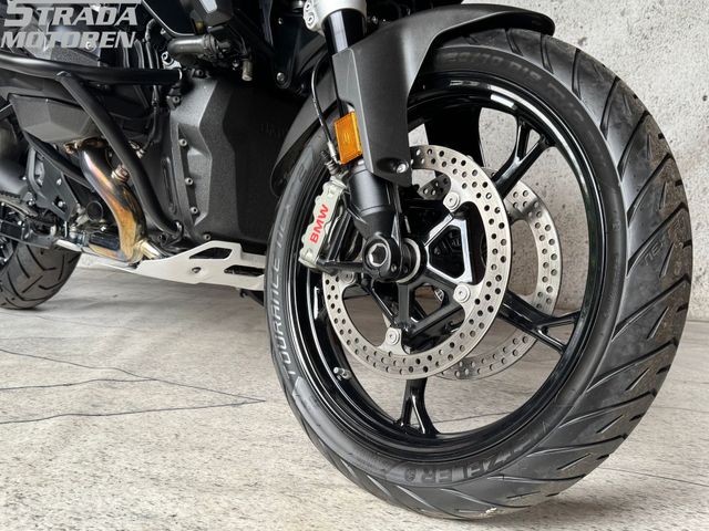 bmw - r-1300-gs-triple-black