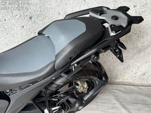 bmw - r-1300-gs-triple-black