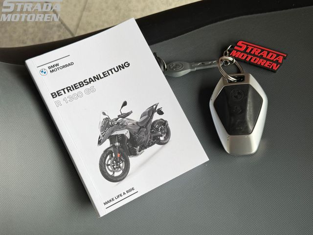 bmw - r-1300-gs-triple-black