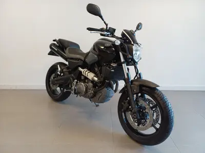 YAMAHA MT 03 – foto 3