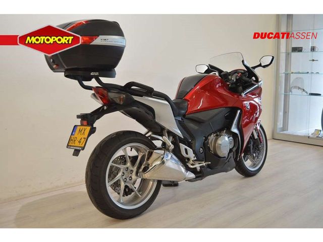 honda - vfr-1200-f