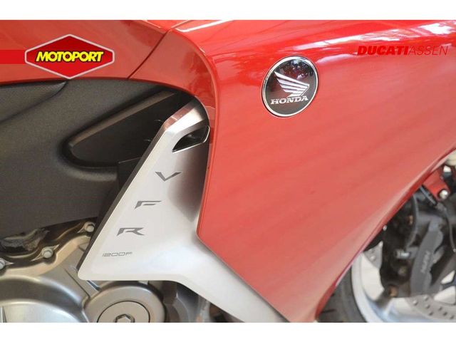 honda - vfr-1200-f