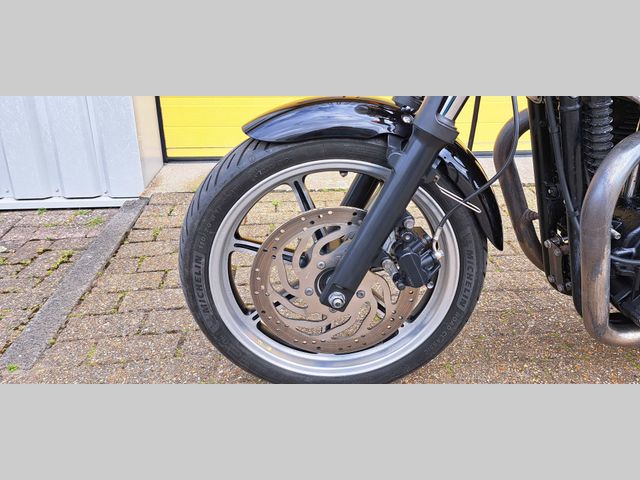 triumph - bonneville-t-100