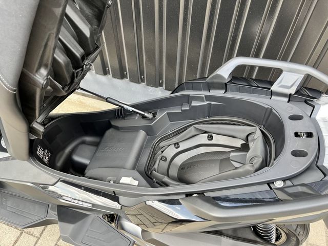 bmw - c-400-gt