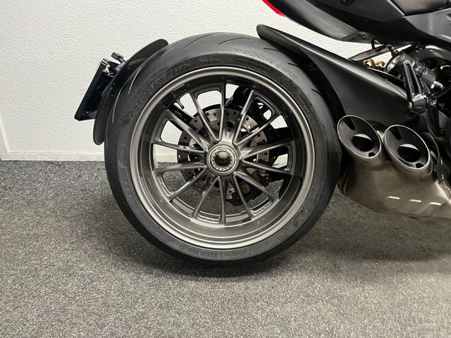 ducati - xdiavel