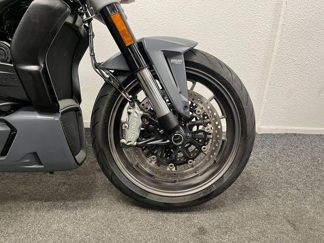 ducati - xdiavel
