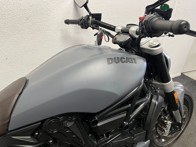 ducati - xdiavel