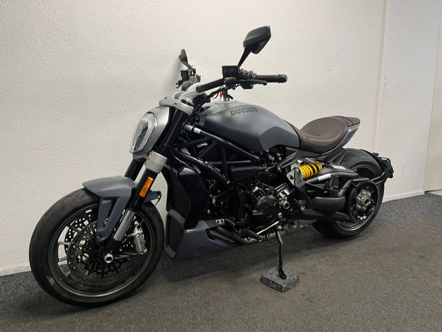 ducati - xdiavel