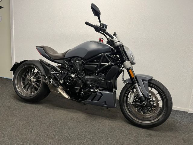 ducati - xdiavel