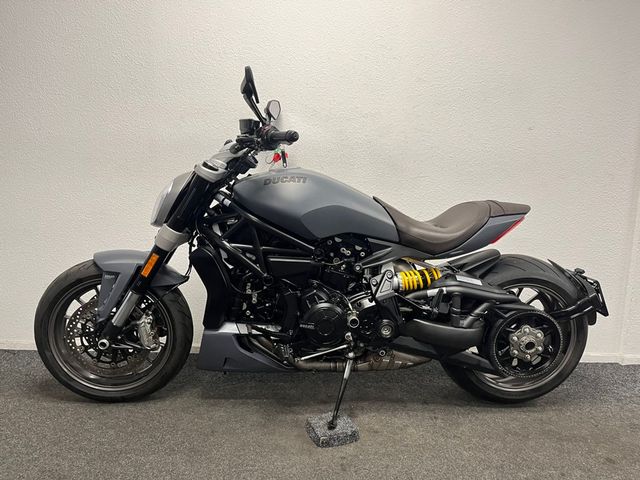 ducati - xdiavel