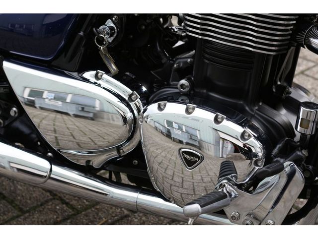 triumph - thunderbird