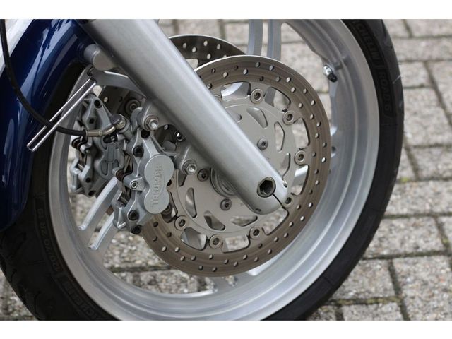 triumph - thunderbird