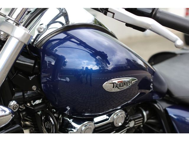 triumph - thunderbird