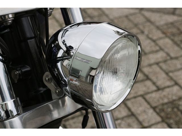 triumph - thunderbird