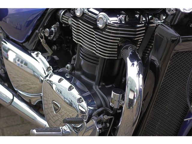 triumph - thunderbird