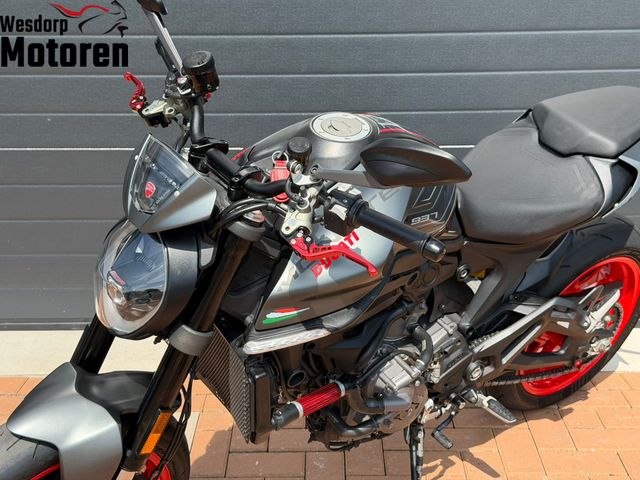 ducati - monster