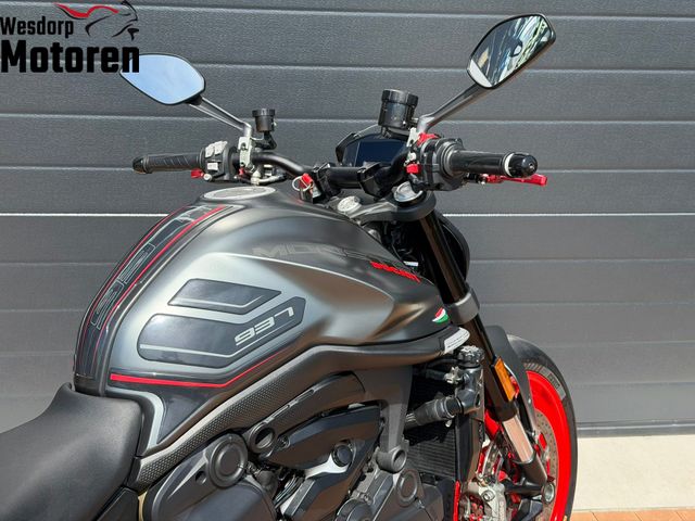 ducati - monster