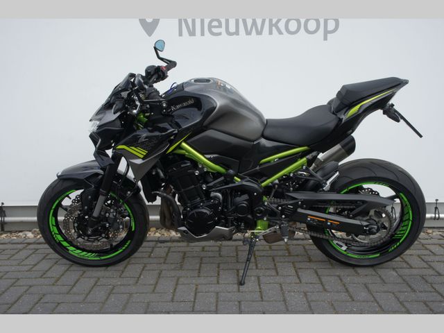 kawasaki - z900