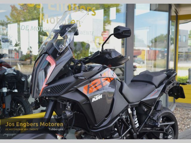 ktm - 1290-super-adventure-s