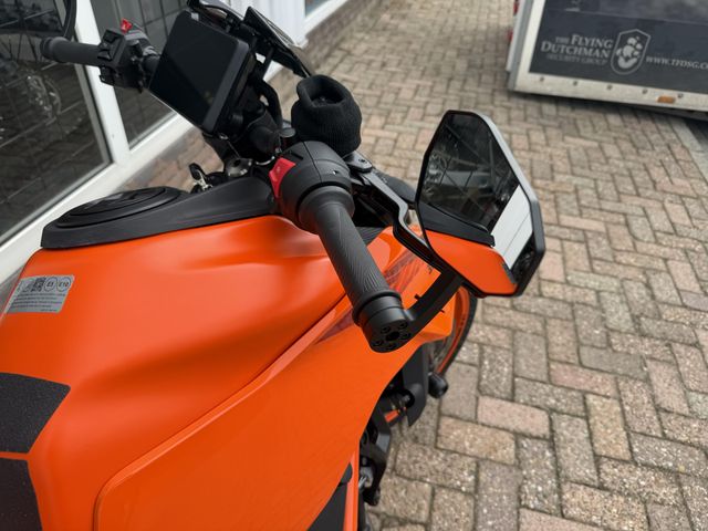 ktm - 390-duke