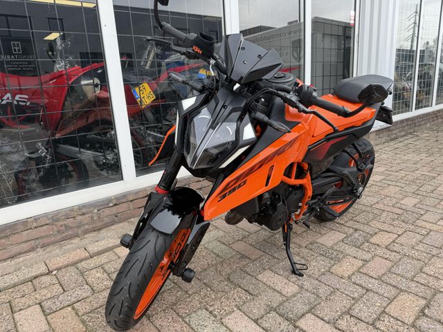 ktm - 390-duke