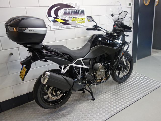 suzuki - v-strom-800