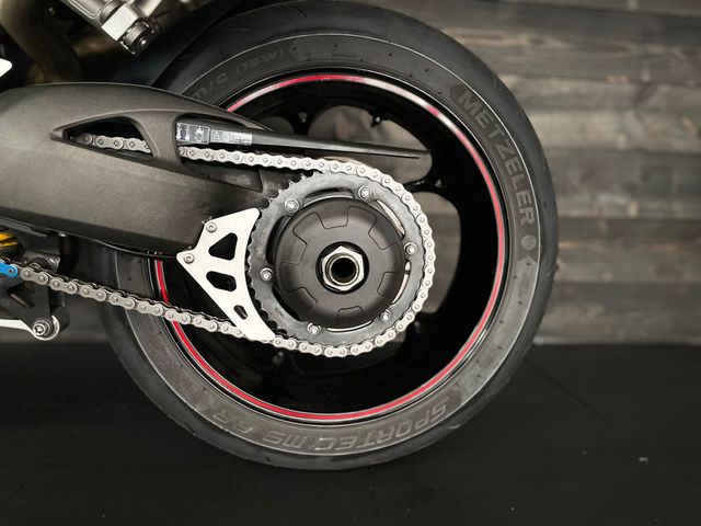 triumph - speed-triple-rs