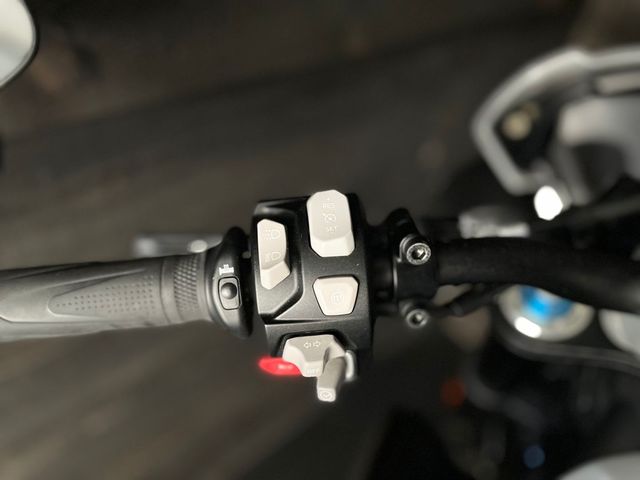 triumph - speed-triple-rs