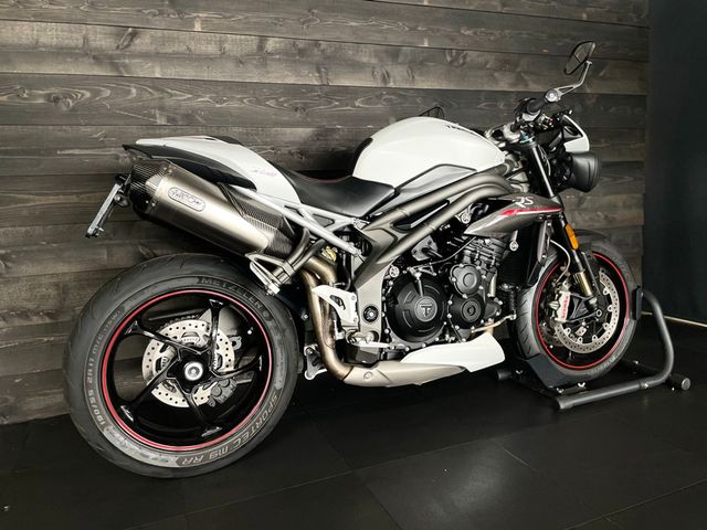 triumph - speed-triple-rs