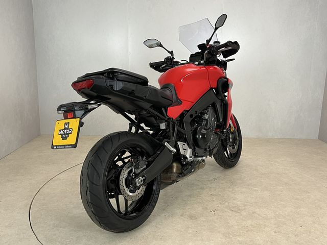 yamaha - tracer-9