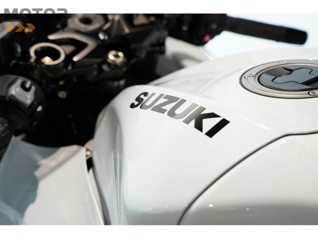 suzuki - gsx-r-1300-hayabusa