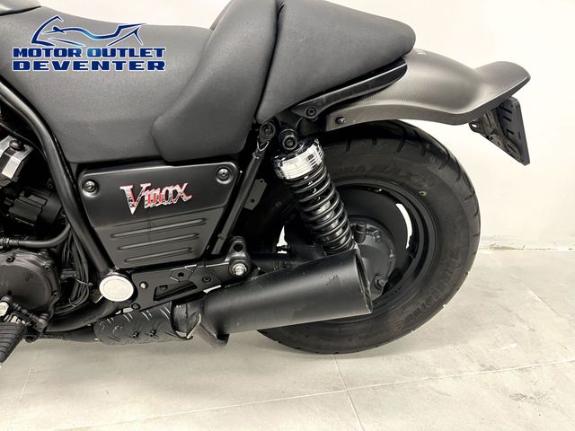yamaha - vmx-1200-v-max