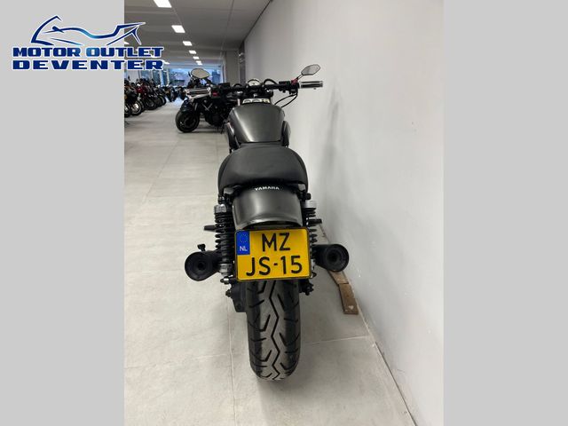 yamaha - vmx-1200-v-max