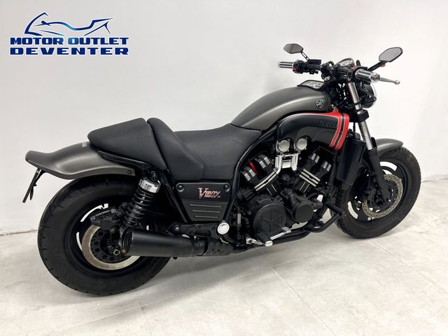 yamaha - vmx-1200-v-max