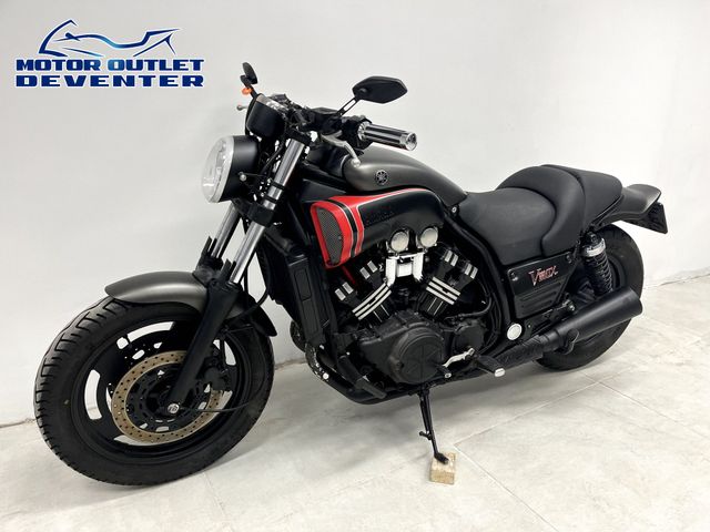 yamaha - vmx-1200-v-max