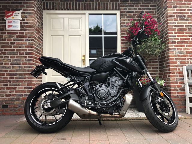 yamaha - mt-07-abs