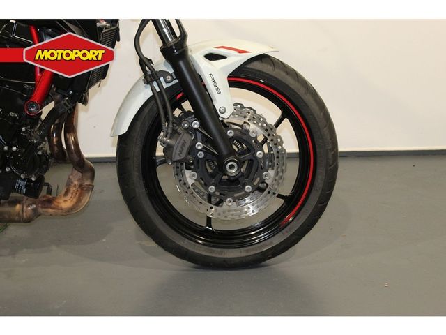 kawasaki - z650