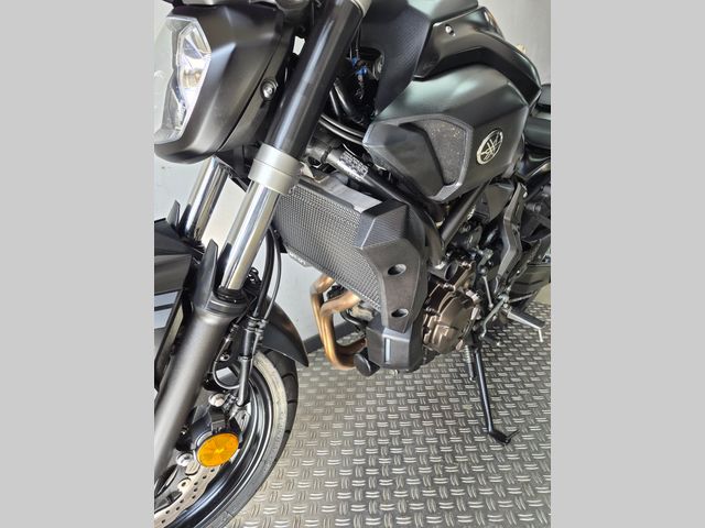yamaha - mt-07-abs
