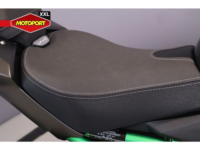 kawasaki - z900